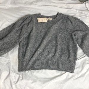 Womens gray sweeter
